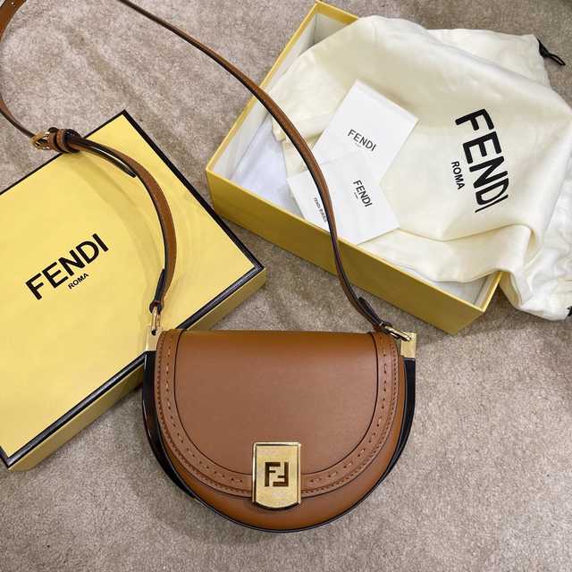 Fendi 21