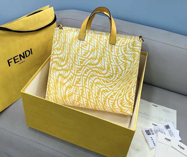 8379 Fendi 39