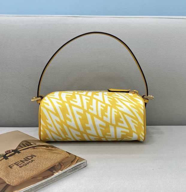 8377 Fendi 19