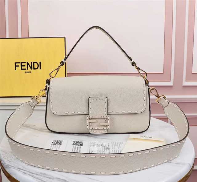600 Fendi 28
