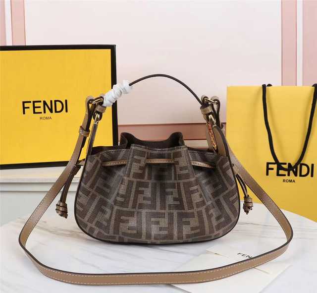 Fendi 24