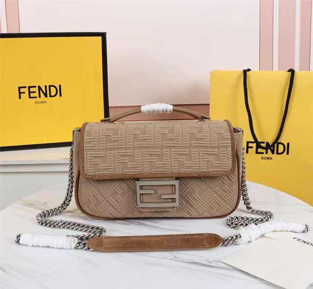 Fendi 24