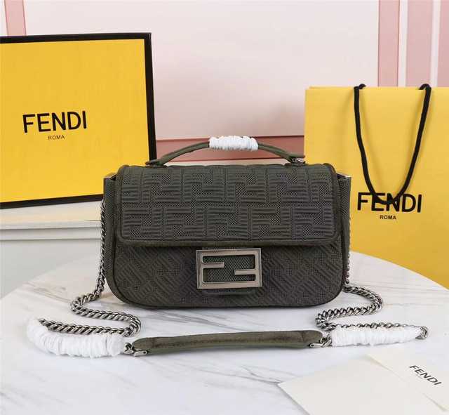 Fendi 24