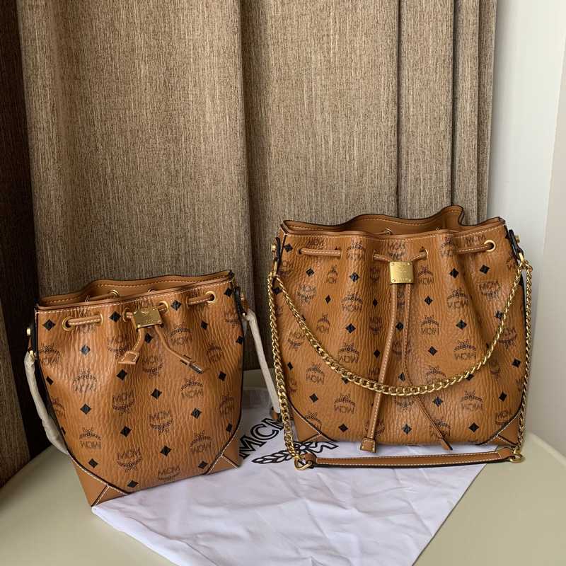 MCM Drawstring 27