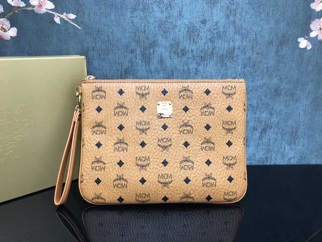 MCM STARK Clutch 34