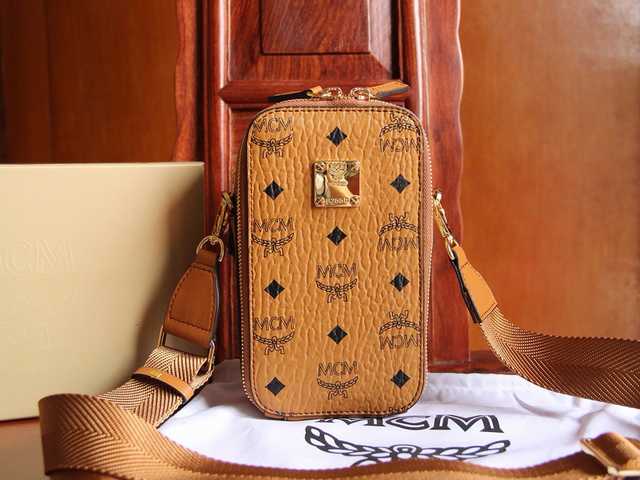 MCM Phone Case Visetos 19