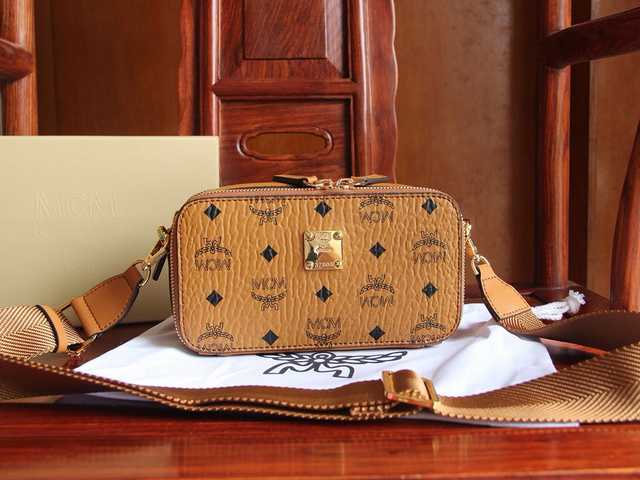 MCM Camera Bag Visetos 19