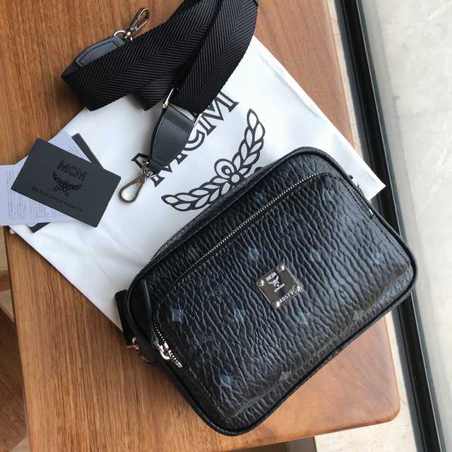 MCM Original 22