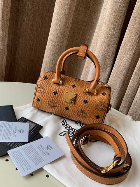MCM Boston Mini 18
