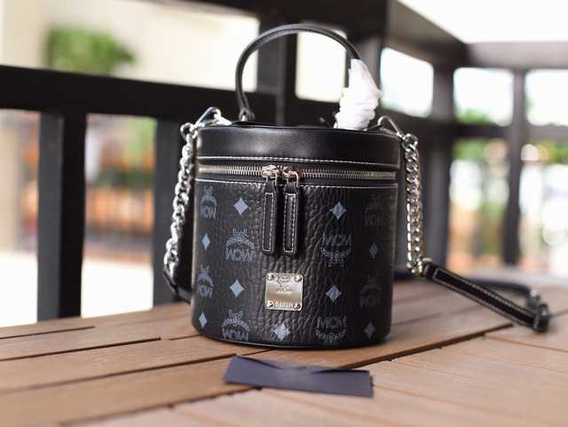 MCM Bucket Visetos 16