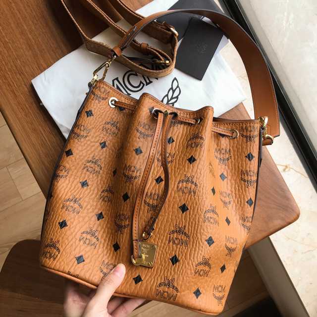 MCM Drawstring 26