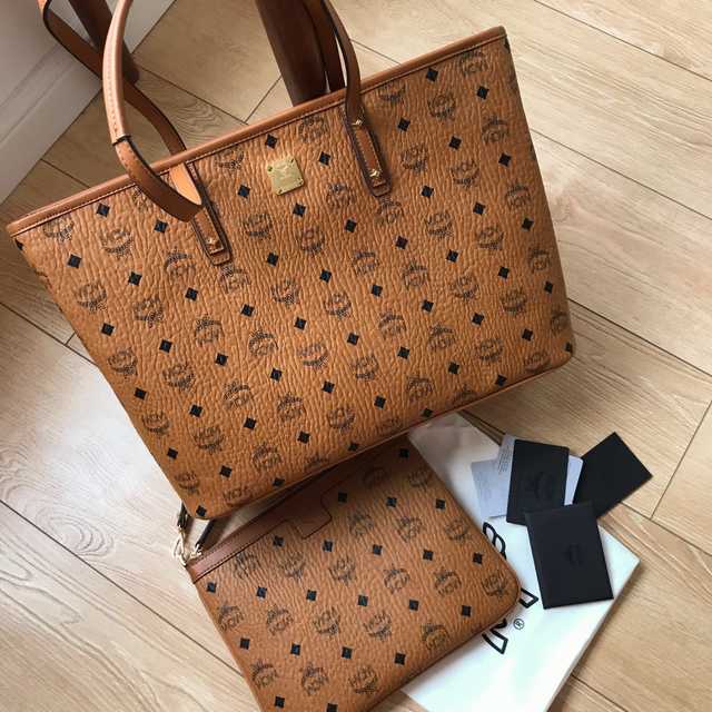 MCM Anya 35