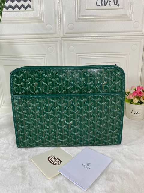 GOYARD Cosmetic Bag 30