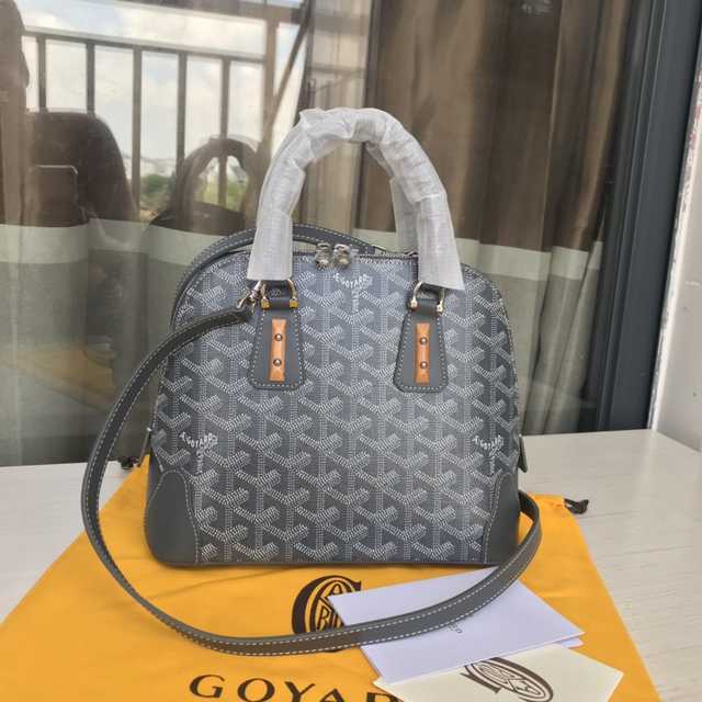 GOYARD Vendome Mini 23