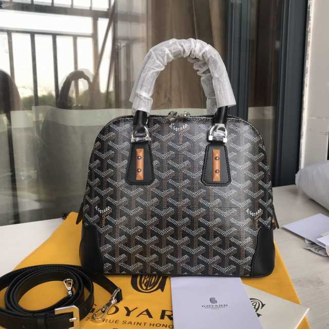 GOYARD Vendome Mini 23