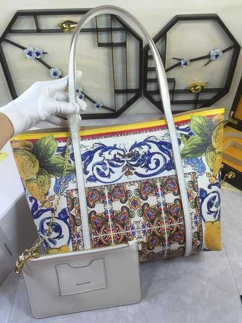 Dolce & Gabbana 35
