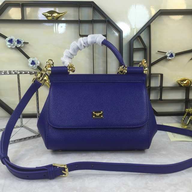 4135 Dolce & Gabbana 20