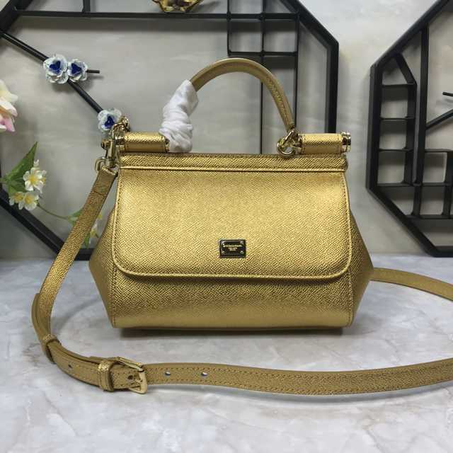 4135 Dolce & Gabbana 20