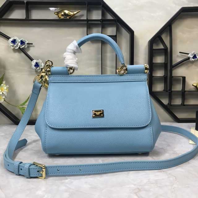 4135 Dolce & Gabbana 20