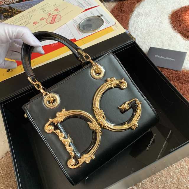 5180 Dolce & Gabbana 20