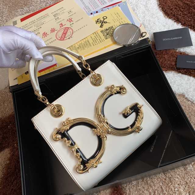5180 Dolce & Gabbana 20