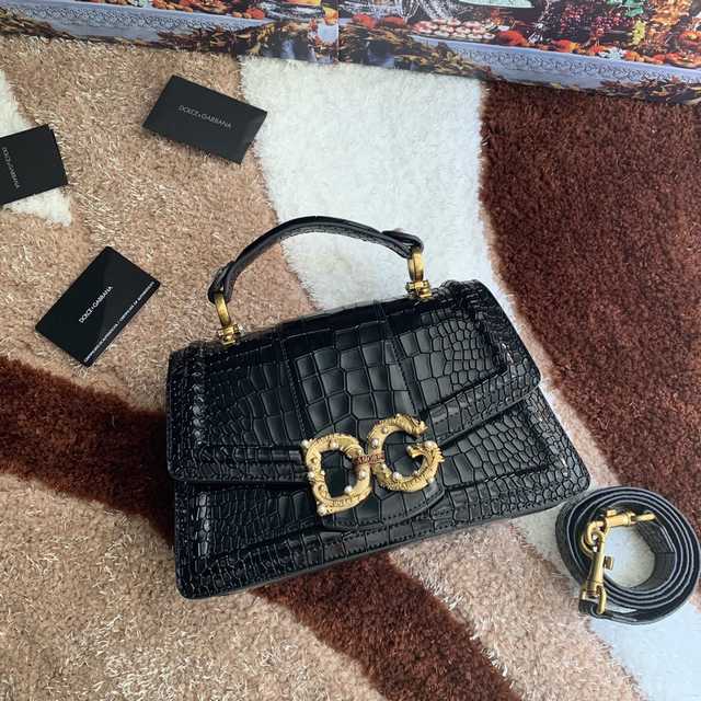 4156 Dolce & Gabbana 27 Crocodile Texture