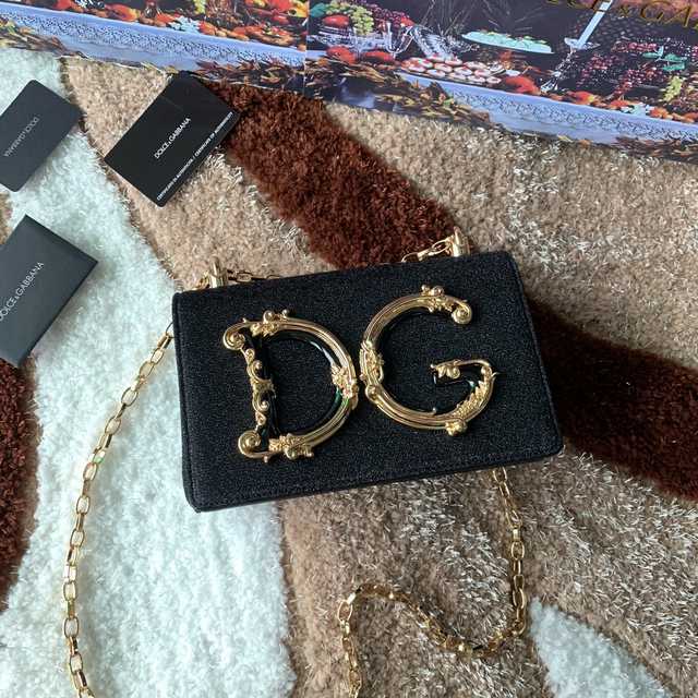 4153 Dolce & Gabbana Gold Thread 21
