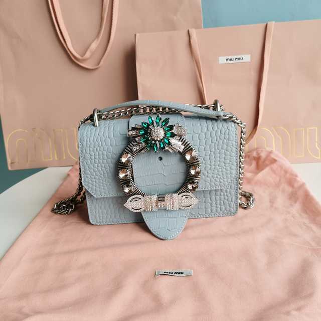 5BD084 MiuMiu Lady 20