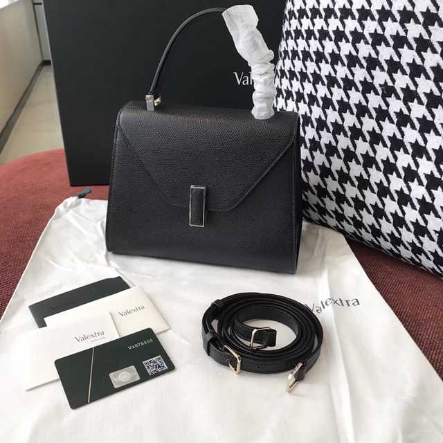 Valextra Iside Superbag 22