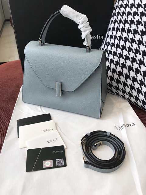 Valextra Iside Superbag 26