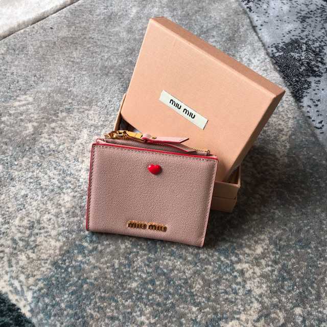 5ML023 MiuMiu