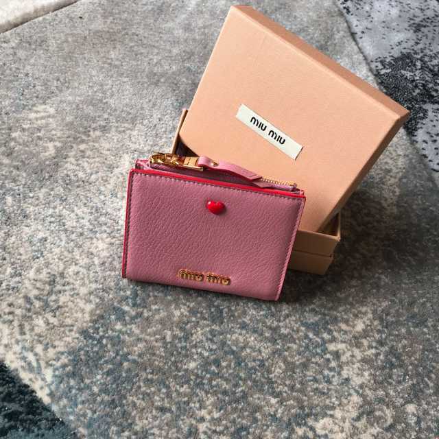 5ML023 MiuMiu