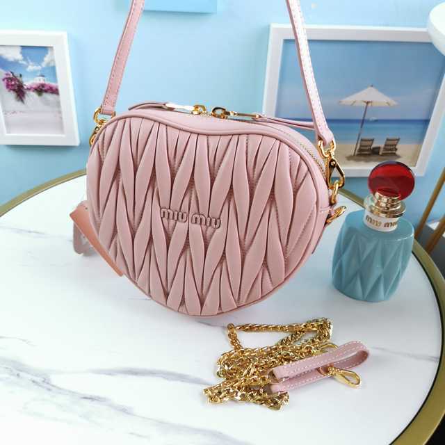 5BH166 MiuMiu 18