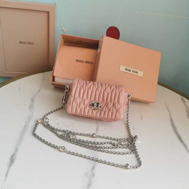 5TT124 MiuMiu 11