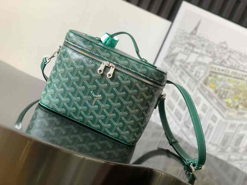 GOYARD Muse 8037 20