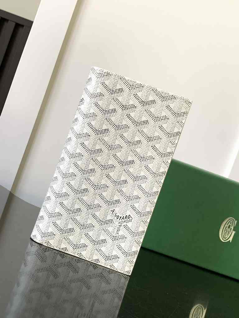 GOYARD Passport Holder 3313 19