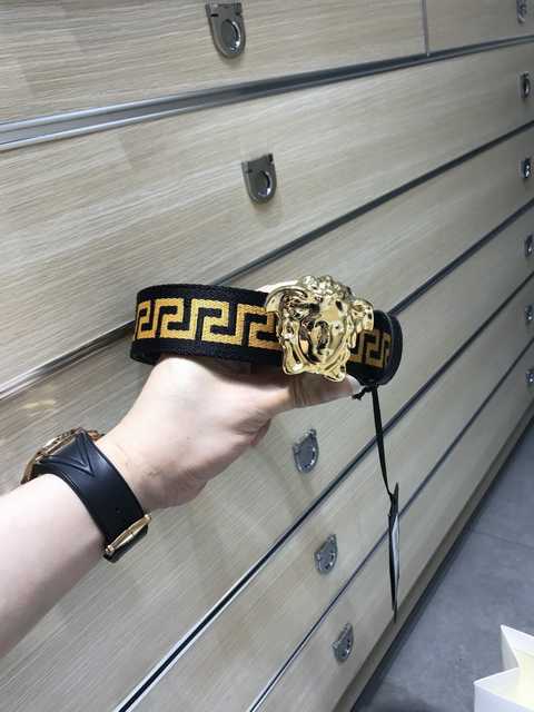 BT10043 Versace