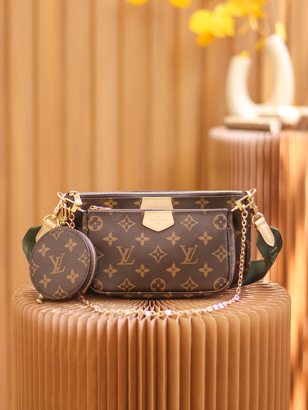 Boutique Quality Louis Vuitton Multi Pochette M44813 24