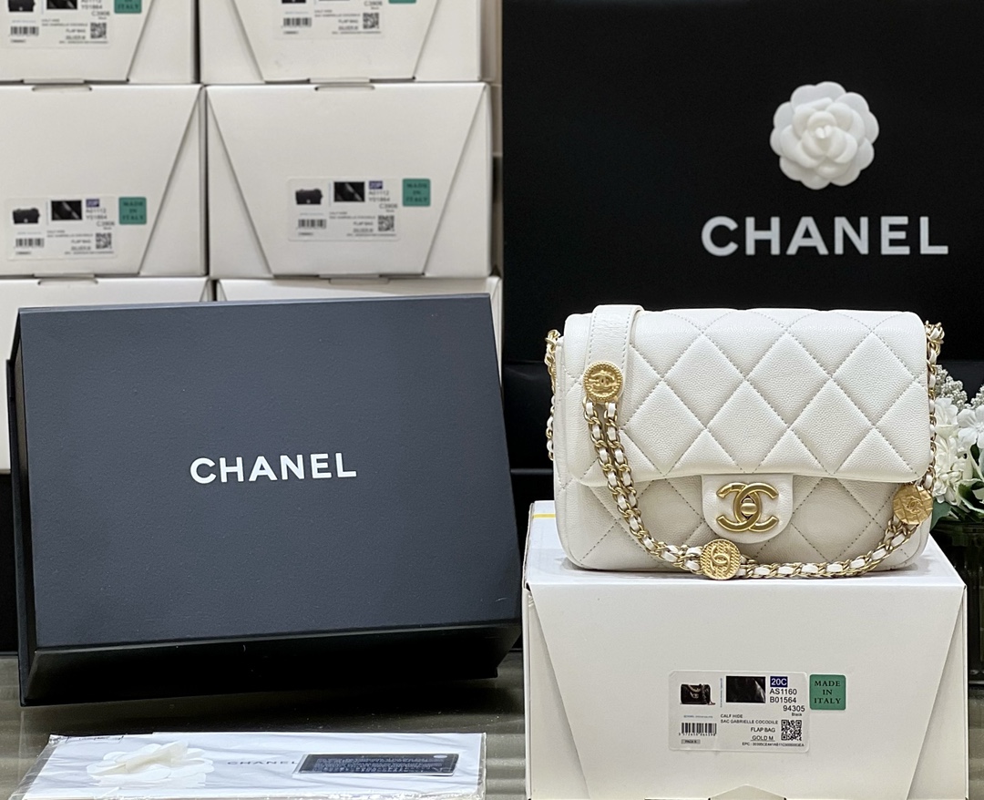 Boutique Quality Chanel 3369 21