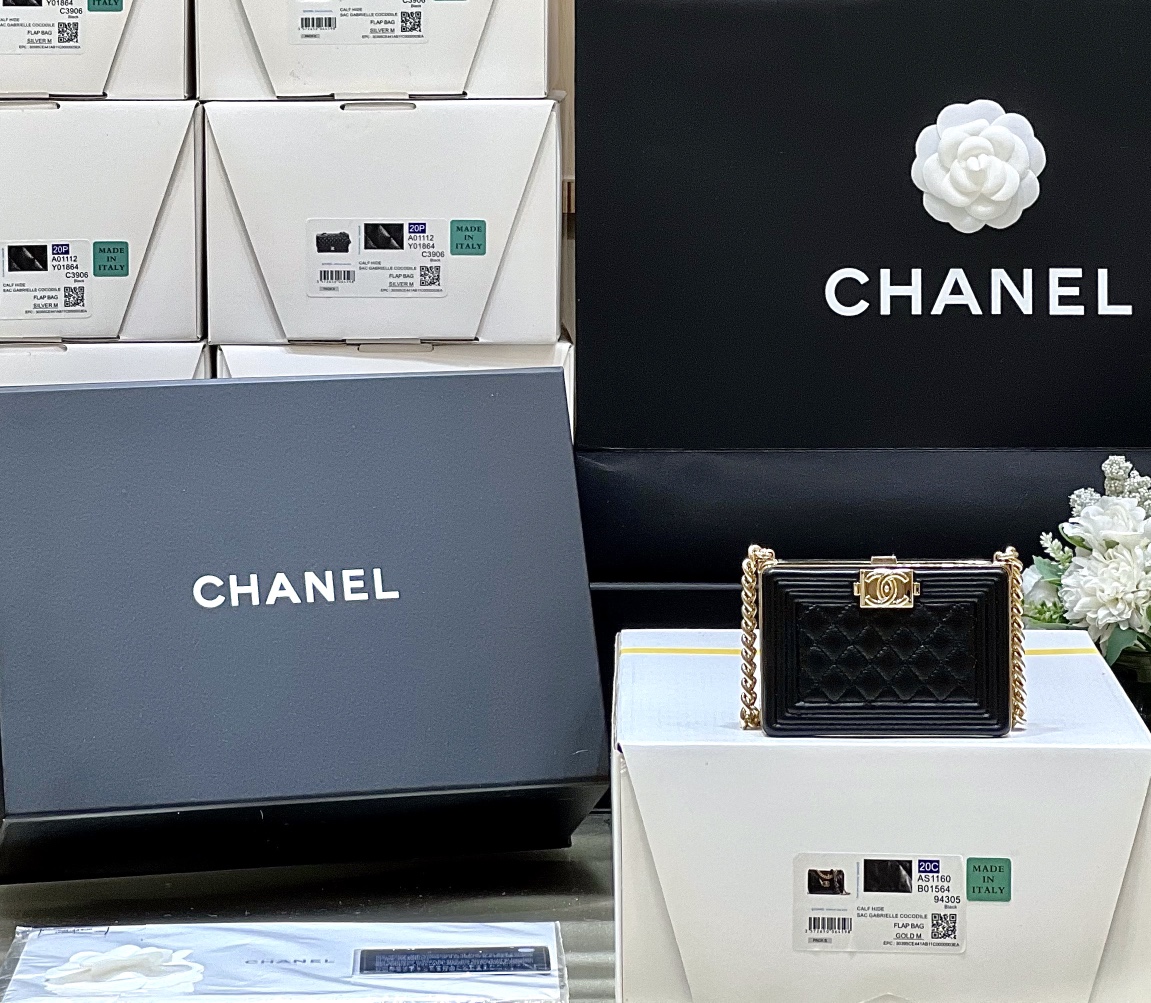 Boutique Quality Chanel AP2884 11