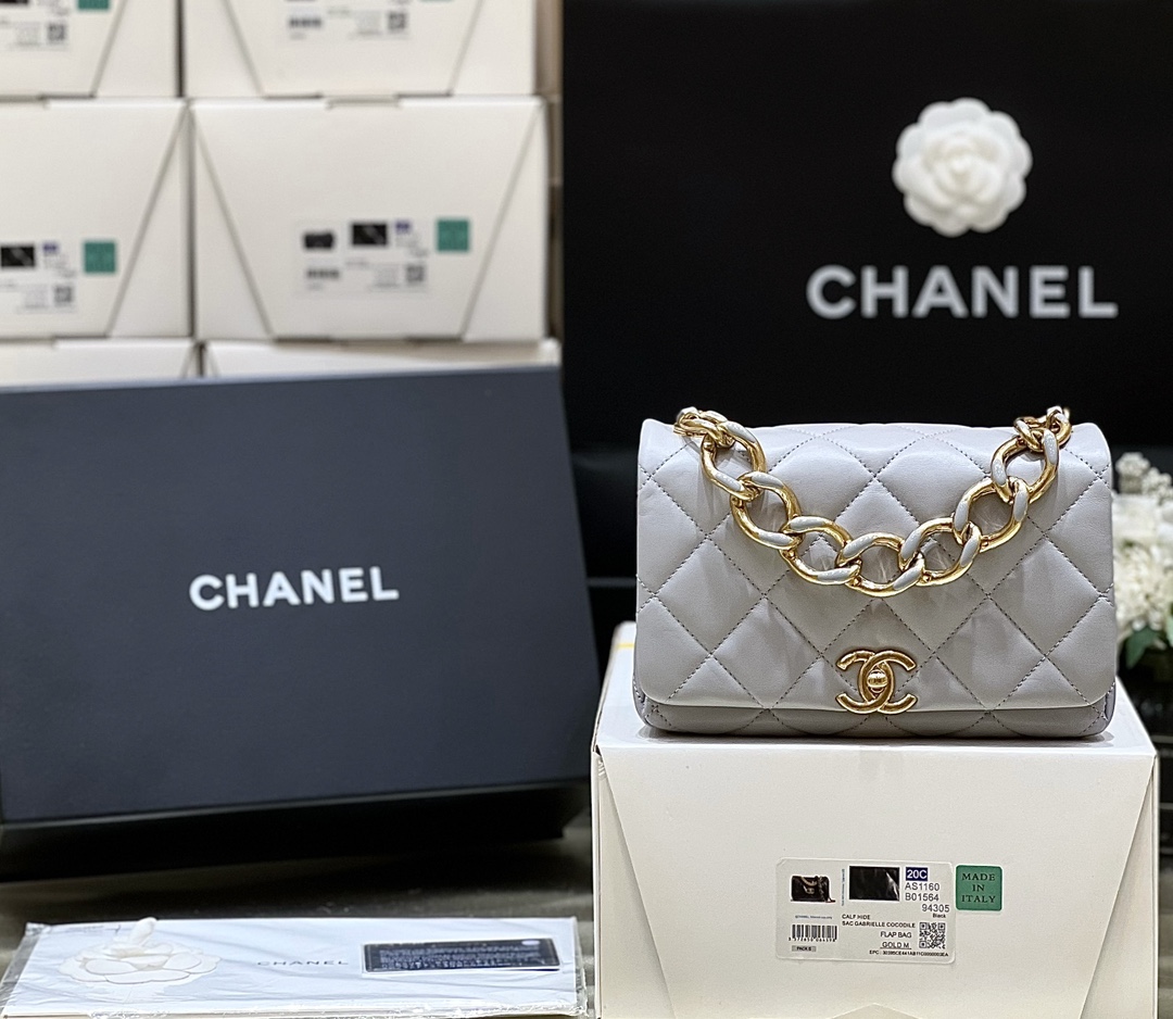 Boutique Quality Chanel 3366 21