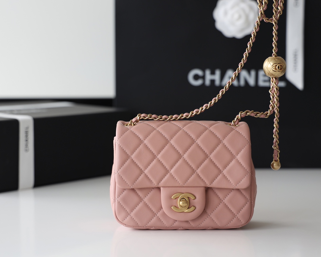 Boutique Quality Chanel AS1786 17