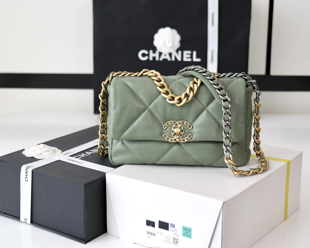 Boutique Quality Chanel 19bag 1160 26