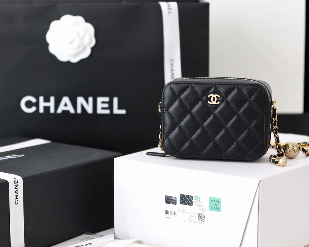 Boutique Quality Chanel AP2463 14