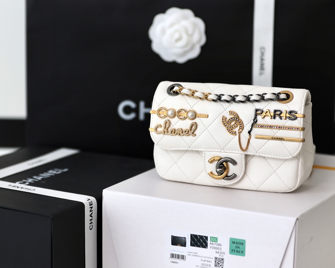 Boutique Quality Chanel 2978 19