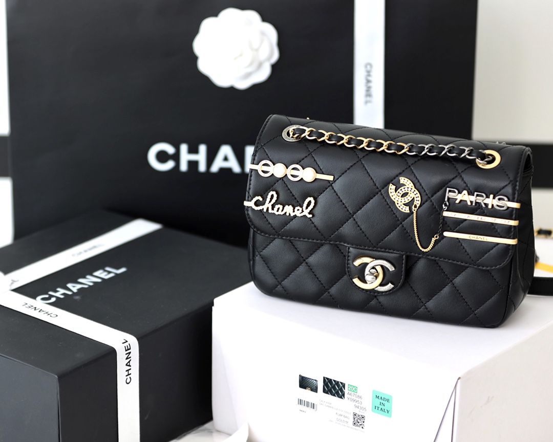 Boutique Quality Chanel 2979 22