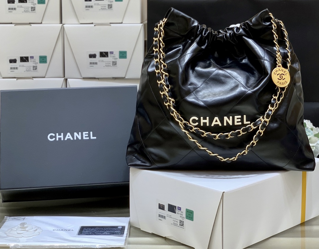 Boutique Quality Chanel AS3261 42