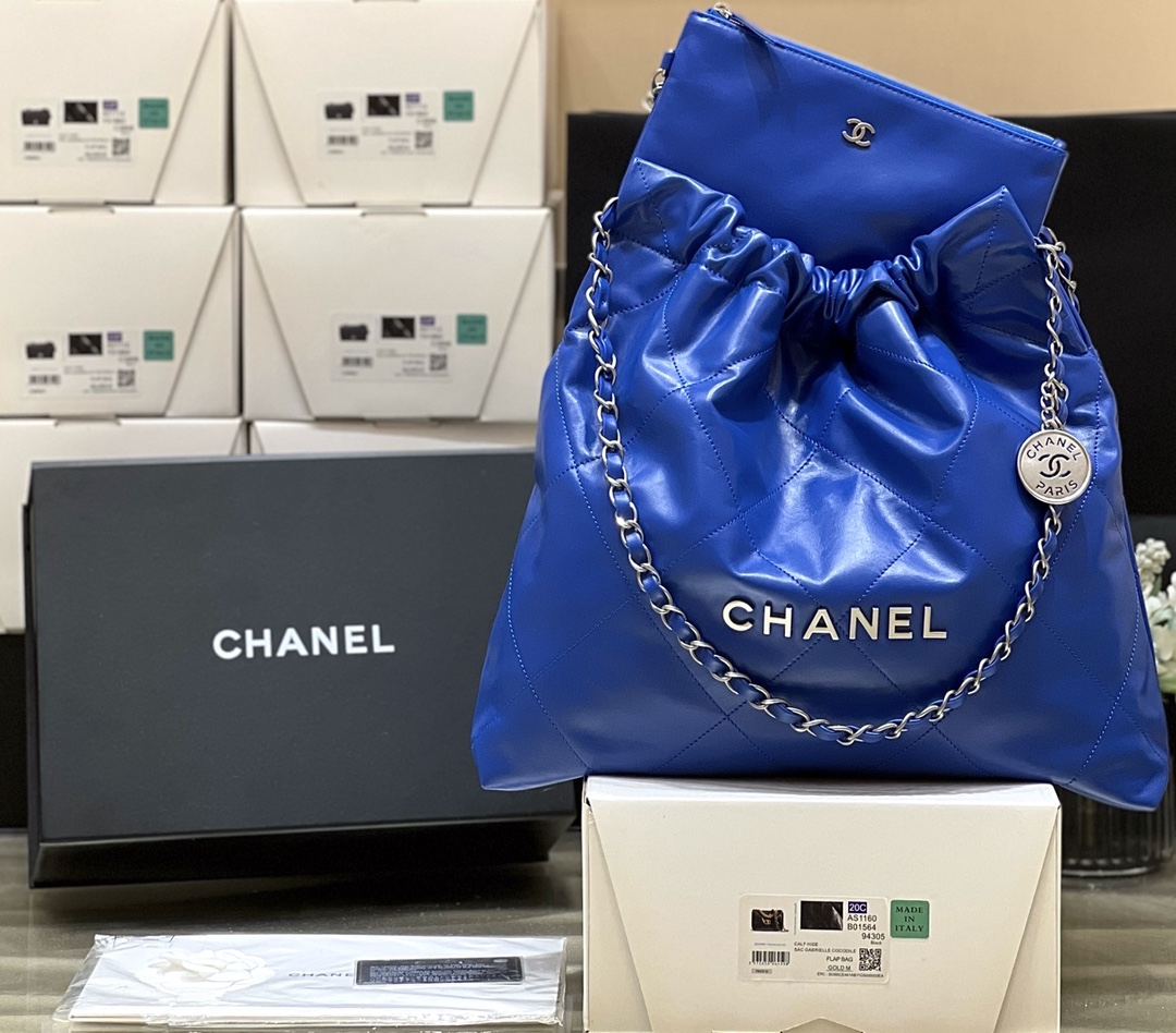 Boutique Quality Chanel AS3261 42