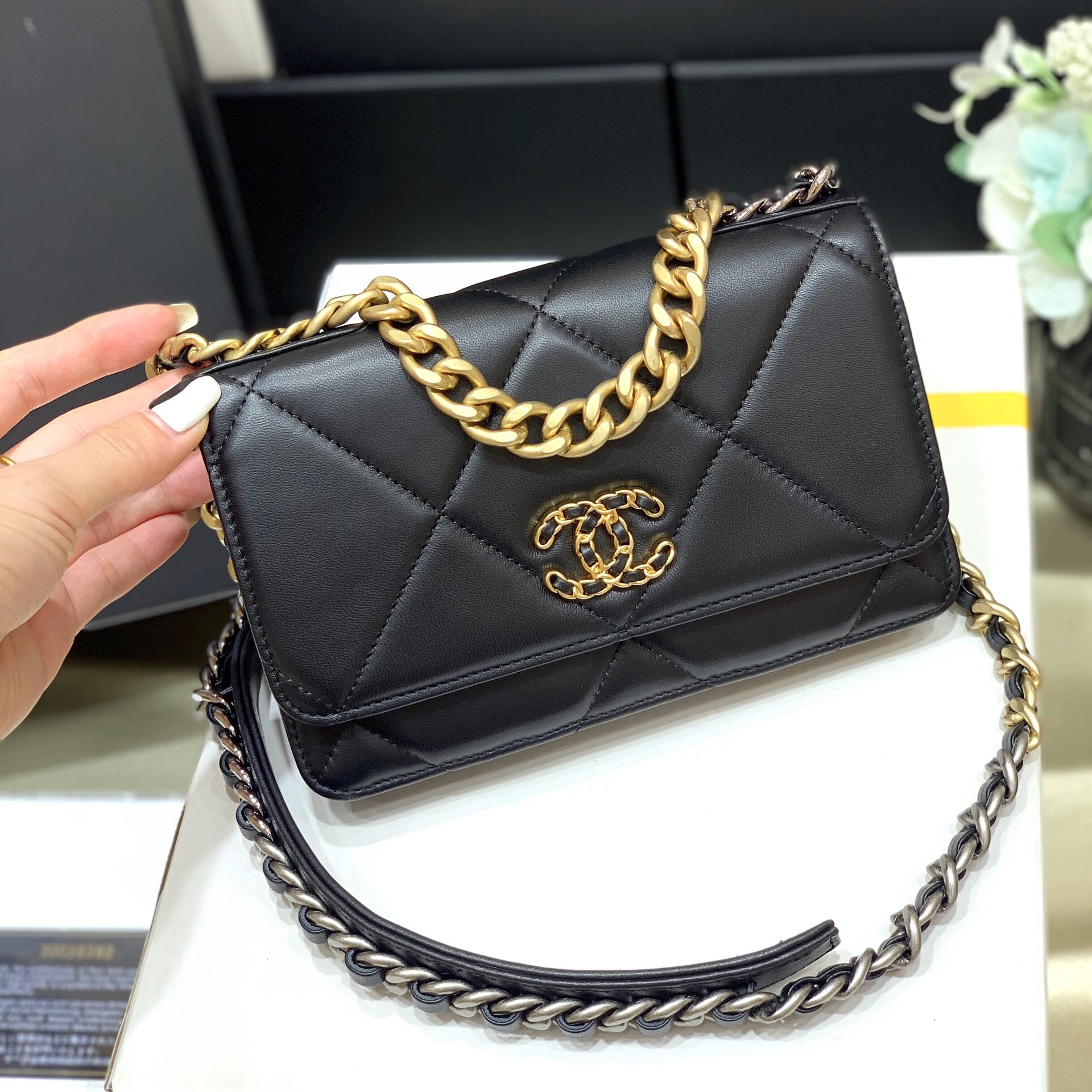 Boutique Quality Chanel 0957 19