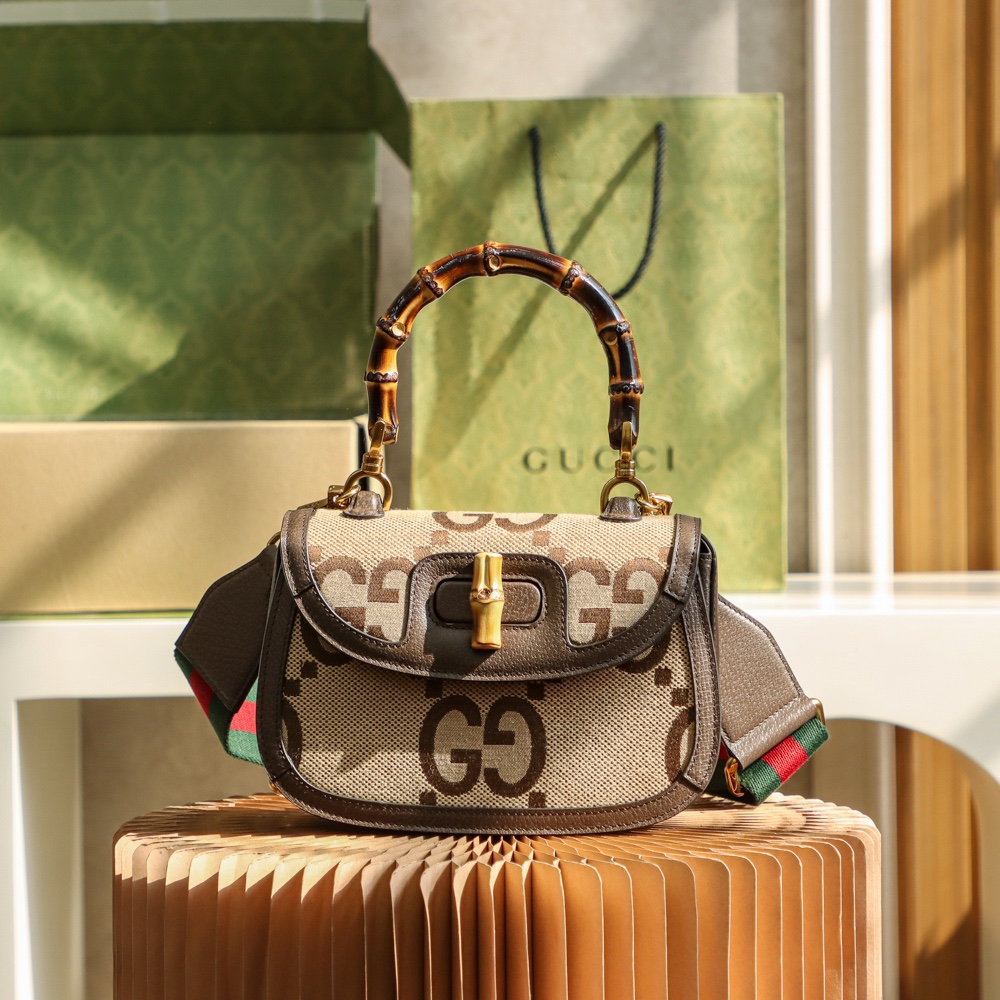 Boutique Quality Gucci Bamboo 1947 675797 21